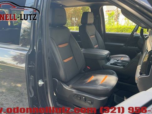 Used 2025 GMC Sierra 2500 AT4 w/ AT4 Premium Plus Package AWD/4WD image 10