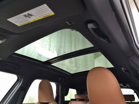 New 2025 MINI Cooper Countryman SE image 13