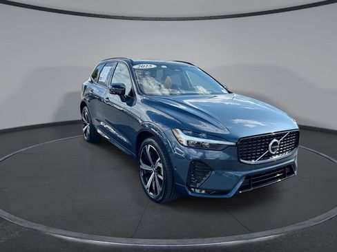 Used 2025 Volvo XC60 B5 Ultra w/ Protection Package Premier AWD/4WD image 12