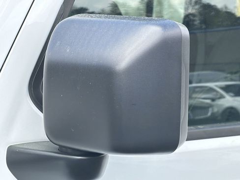 Used 2025 Jeep Wrangler Unlimited Sahara w/ Safety Group image 16