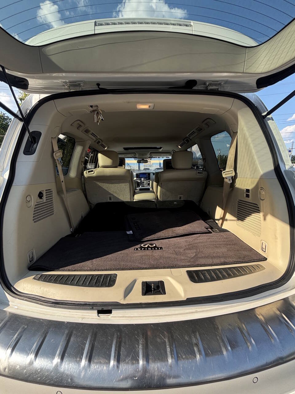Used 2019 INFINITI QX80 Luxe w/ 22" Wheel Package AWD/4WD image 11