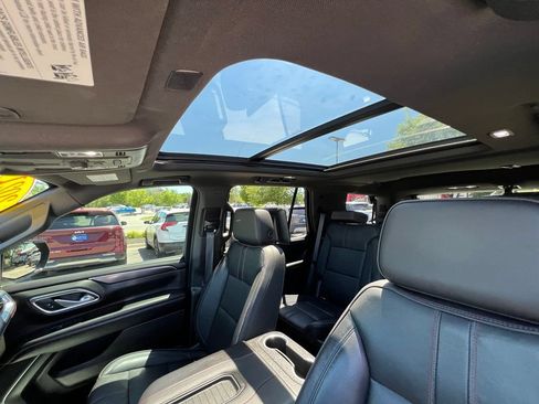 Used 2021 Chevrolet Tahoe RST w/ Luxury Package AWD/4WD image 20