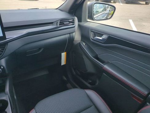 New 2026 Ford Escape ST-Line w/ Tech Pack #1 FWD image 17