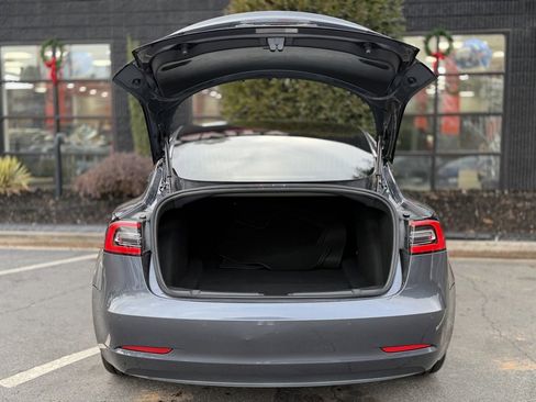 Used 2020 Tesla Model 3 Long Range image 17