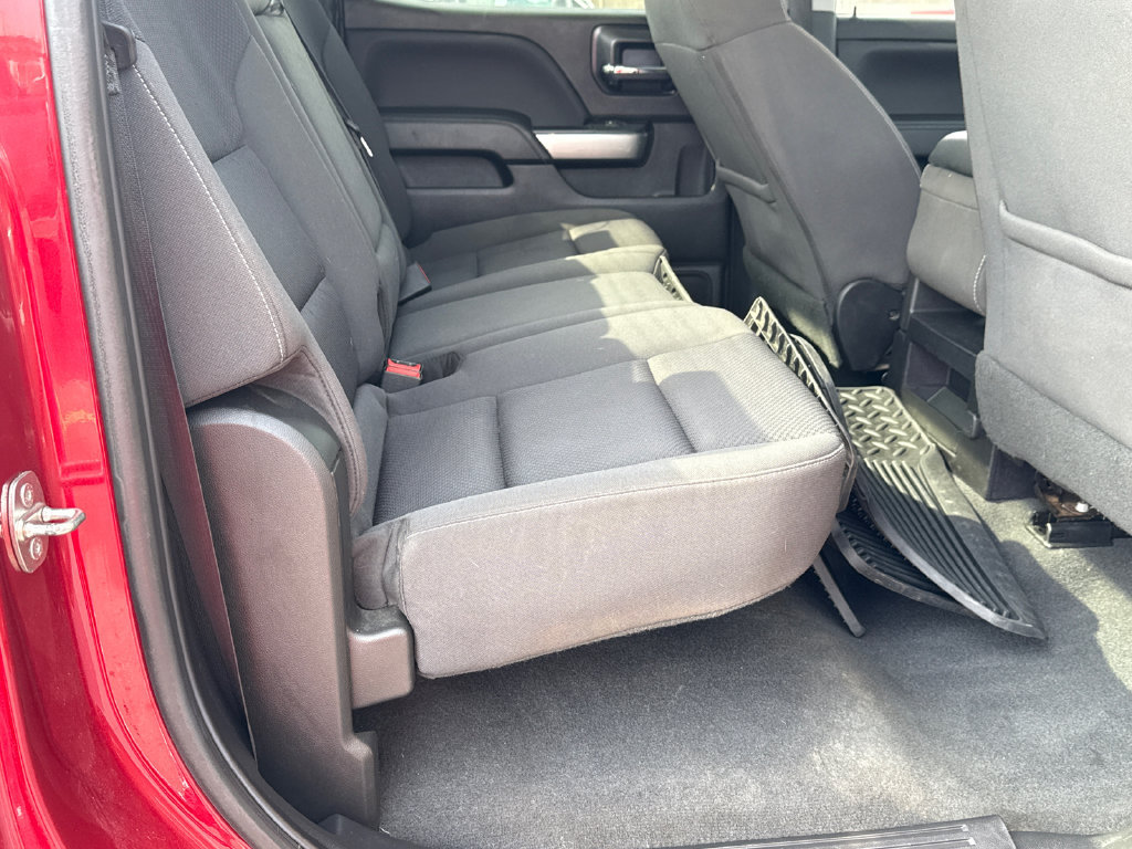 Used 2018 Chevrolet Silverado 1500 LT w/ All Star Edition AWD/4WD image 15