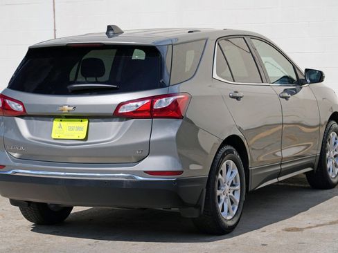 Used 2018 Chevrolet Equinox LT FWD image 44