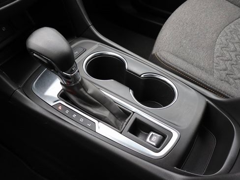 Used 2023 Chevrolet Equinox LT image 8