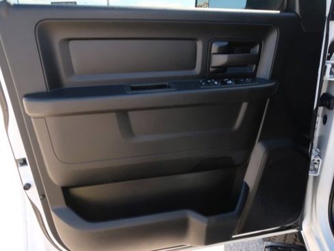 Used 2022 RAM 3500 Tradesman w/ Safety Group image 9