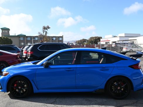 Used 2025 Honda Civic Type R image 7