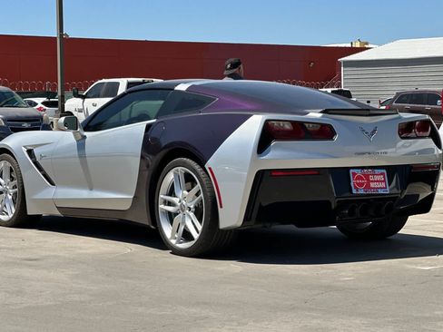 Used 2018 Chevrolet Corvette Stingray Coupe w/ 1LT RWD image 5