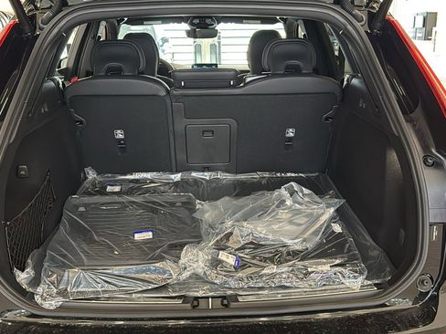 New 2026 Volvo XC60 B5 Ultra w/ Climate Package AWD/4WD image 29