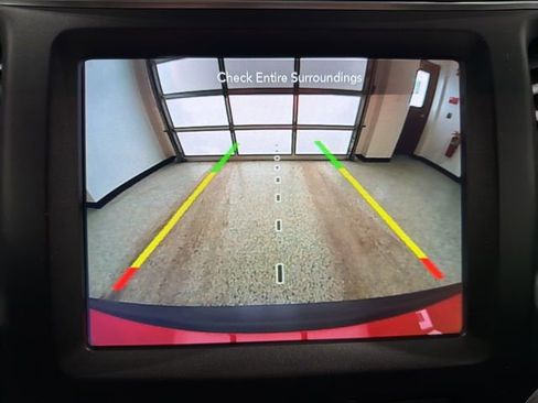 Used 2021 Jeep Cherokee Trailhawk w/ Sun, Sound & Nav Group image 24