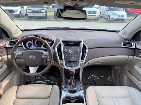 Used 2011 Cadillac SRX Luxury AWD/4WD image 2