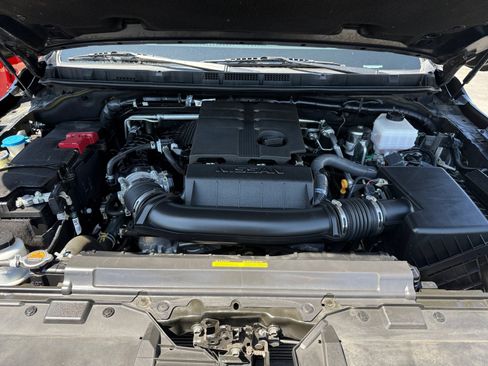 Used 2024 Nissan Frontier SV RWD image 20