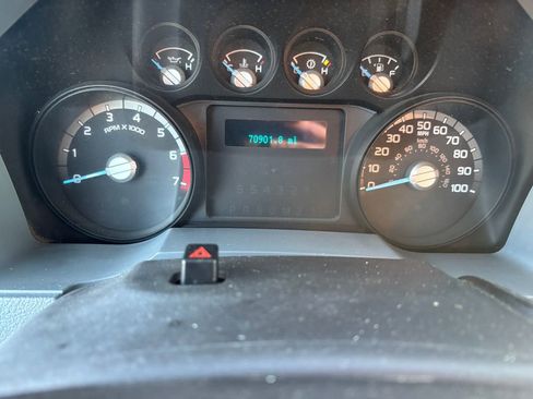 Used 2015 Ford F250 XL w/ Power Equipment Group image 26