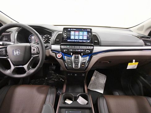 New 2026 Honda Odyssey Elite image 15