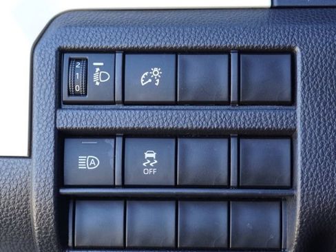 Certified 2024 Toyota Tacoma TRD Off-Road image 18