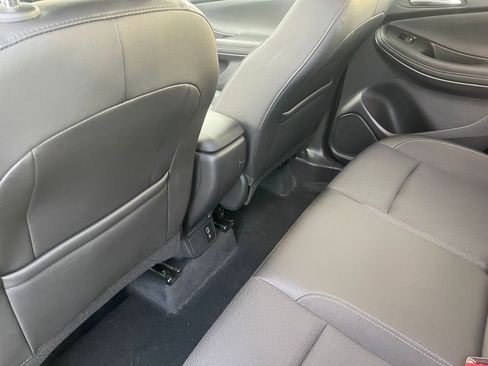 Used 2025 Buick Encore GX Preferred image 24