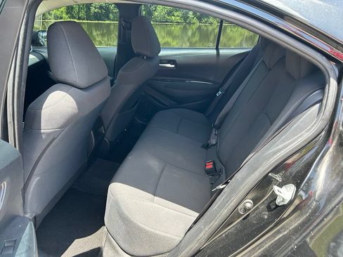 Used 2020 Toyota Corolla LE FWD image 14