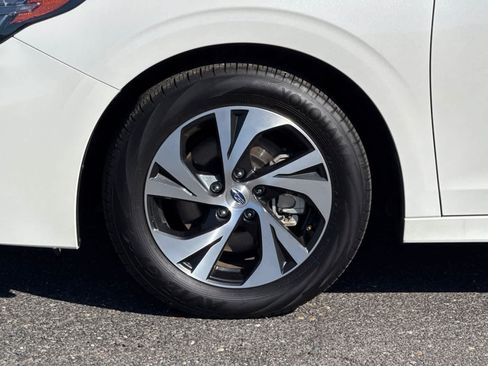Used 2025 Subaru Legacy Premium AWD/4WD image 29