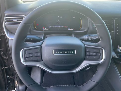 New 2025 Jeep Wagoneer Series II image 16