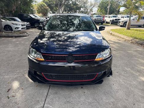 Used 2014 Volkswagen Jetta SE image 3