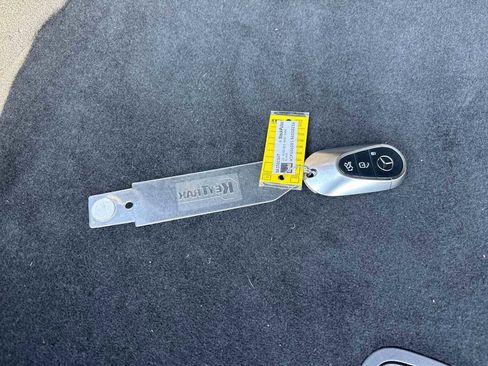 Used 2022 Mercedes-Benz S 500 4MATIC image 27