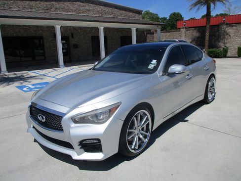 Used 2014 INFINITI Q50 Premium w/ Spare Tire Package image 27