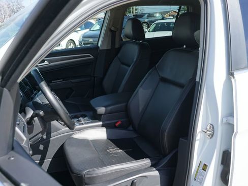 Used 2019 Volkswagen Atlas SE w/ Towing Package image 4