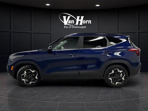 Used 2024 Kia Seltos EX image 12