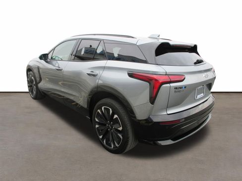 Used 2025 Chevrolet Blazer EV RS image 5