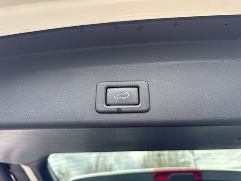 Used 2019 Subaru Ascent Touring w/ Popular Package #3 image 15