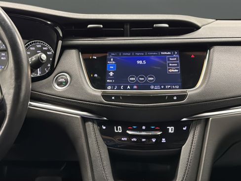 Used 2023 Cadillac XT5 Premium Luxury AWD/4WD image 13