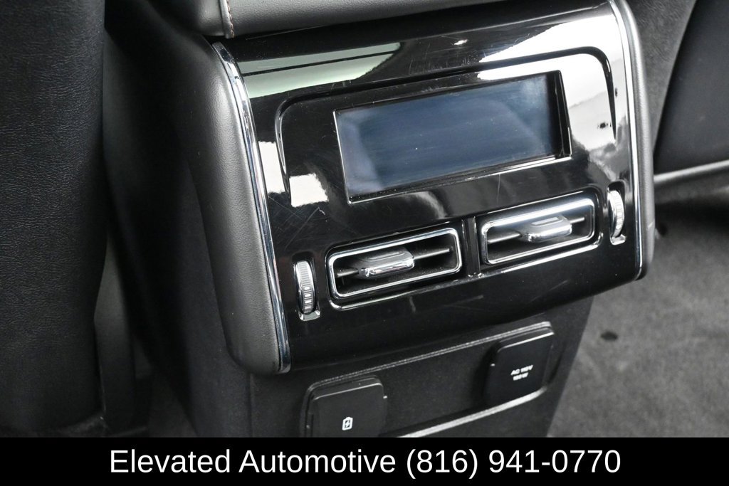 Used 2023 Lincoln Aviator Grand Touring w/ Equipment Group 301A AWD/4WD image 17