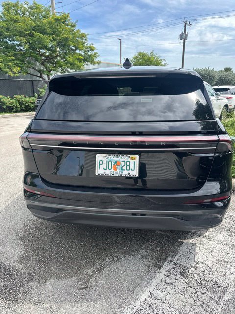 Certified 2024 Lincoln Nautilus Premier w/ Jet Appearance Package AWD/4WD image 6