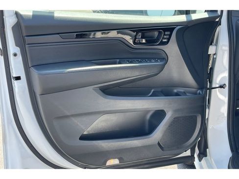 Certified 2024 Honda Odyssey Elite image 11