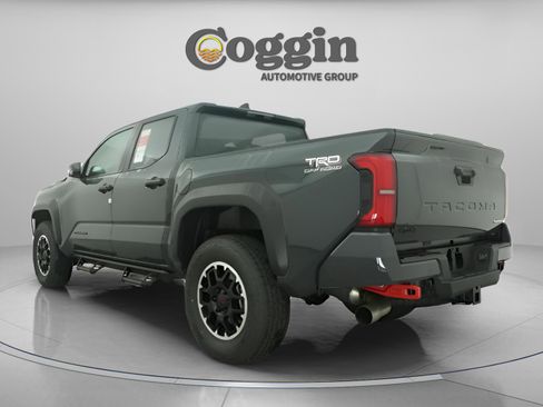 New 2026 Toyota Tacoma TRD Off-Road AWD/4WD image 22
