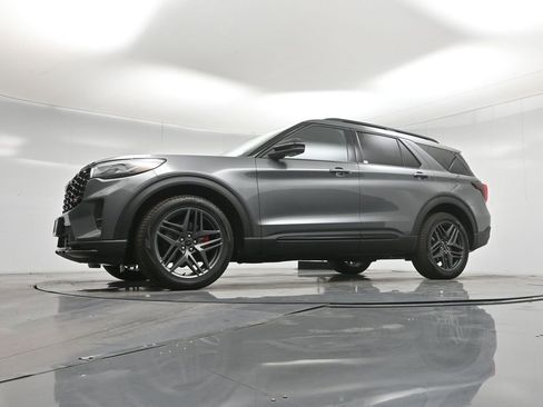 New 2026 Ford Explorer ST image 52