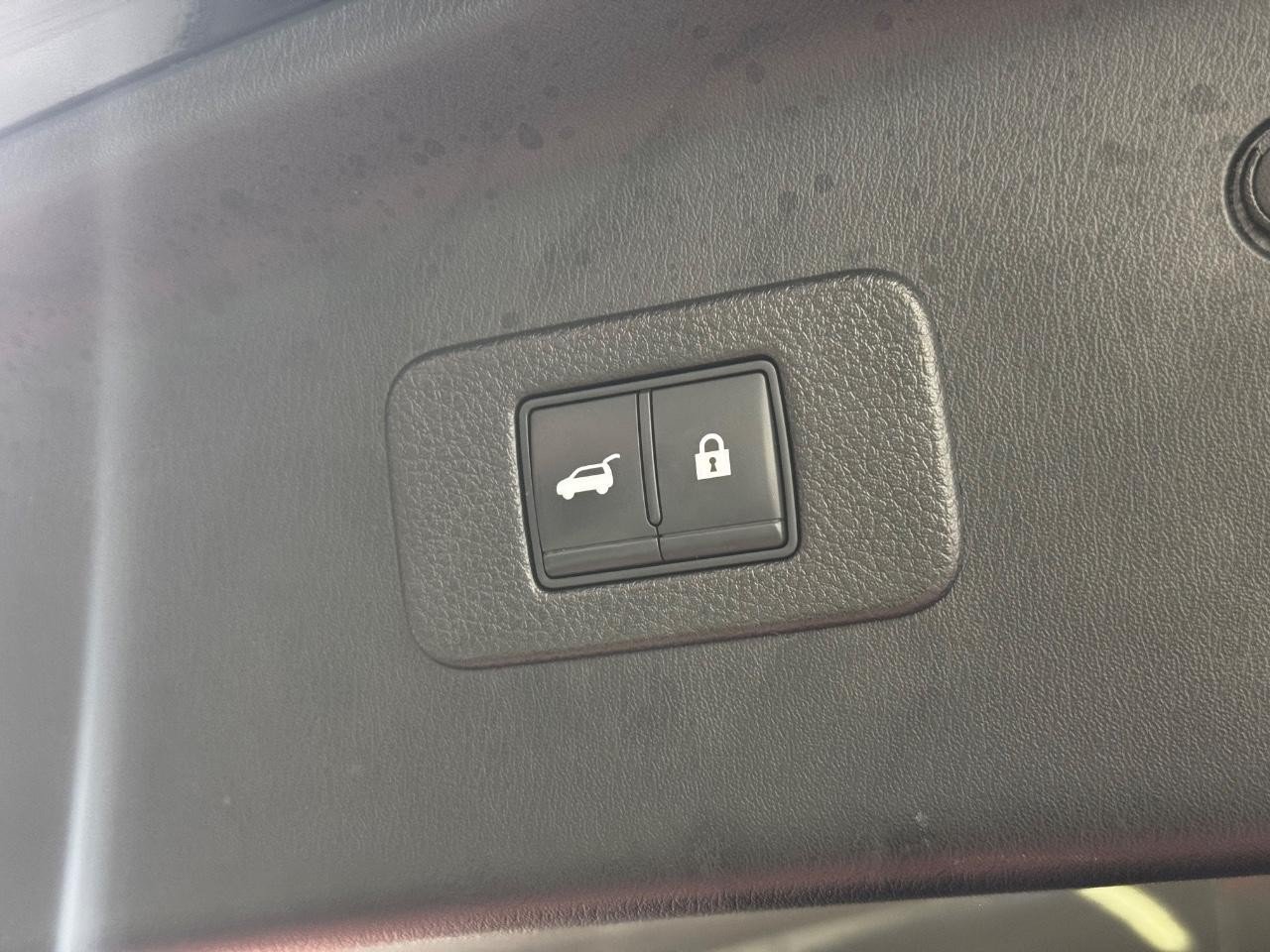 Used 2022 Nissan Armada SL AWD/4WD image 15