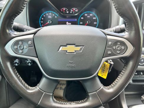 Used 2020 Chevrolet Colorado LT w/ Safety Package AWD/4WD image 17