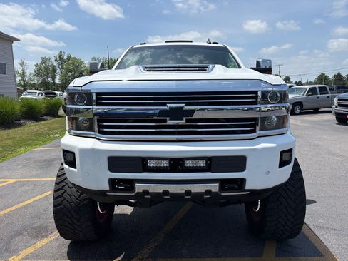Used 2017 Chevrolet Silverado 2500 High Country w/ Duramax Plus Package AWD/4WD image 3