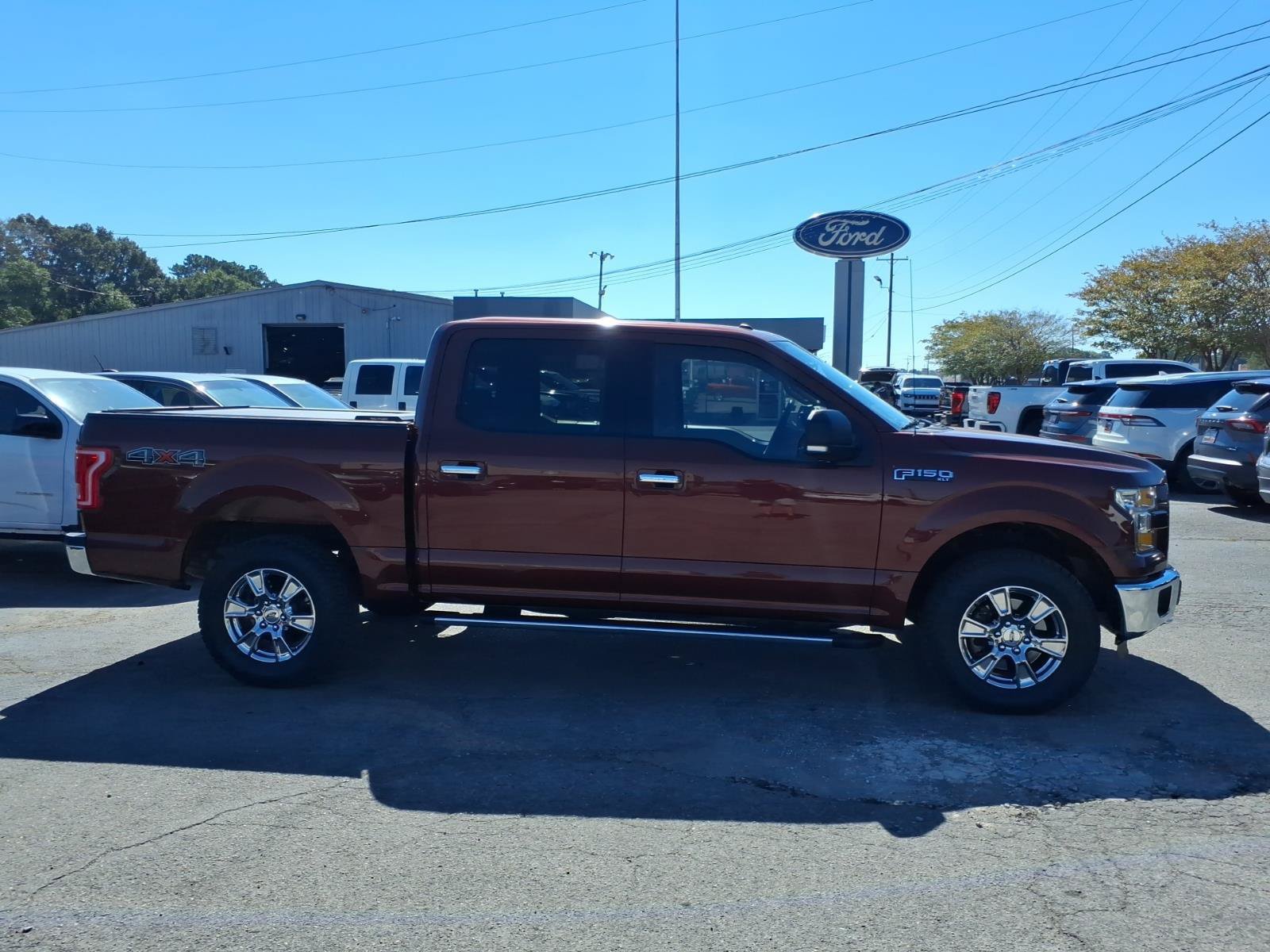 Used 2016 Ford F150 XLT w/ Equipment Group 302A Luxury AWD/4WD image 5