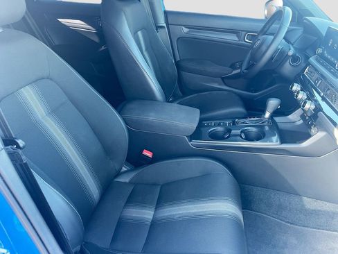 Used 2025 Honda Civic Sport image 26