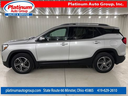 Used 2019 GMC Terrain SLT AWD/4WD image 2