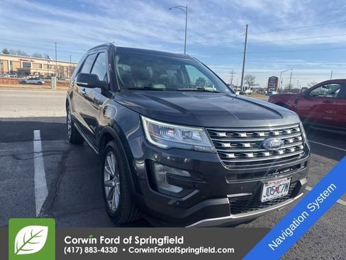Used 2017 Ford Explorer Limited image 2