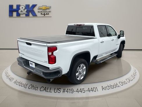 Used 2020 Chevrolet Silverado 2500 LTZ w/ LTZ Premium Package AWD/4WD image 11