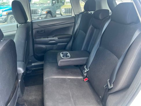Used 2015 Mitsubishi Outlander Sport ES FWD image 19