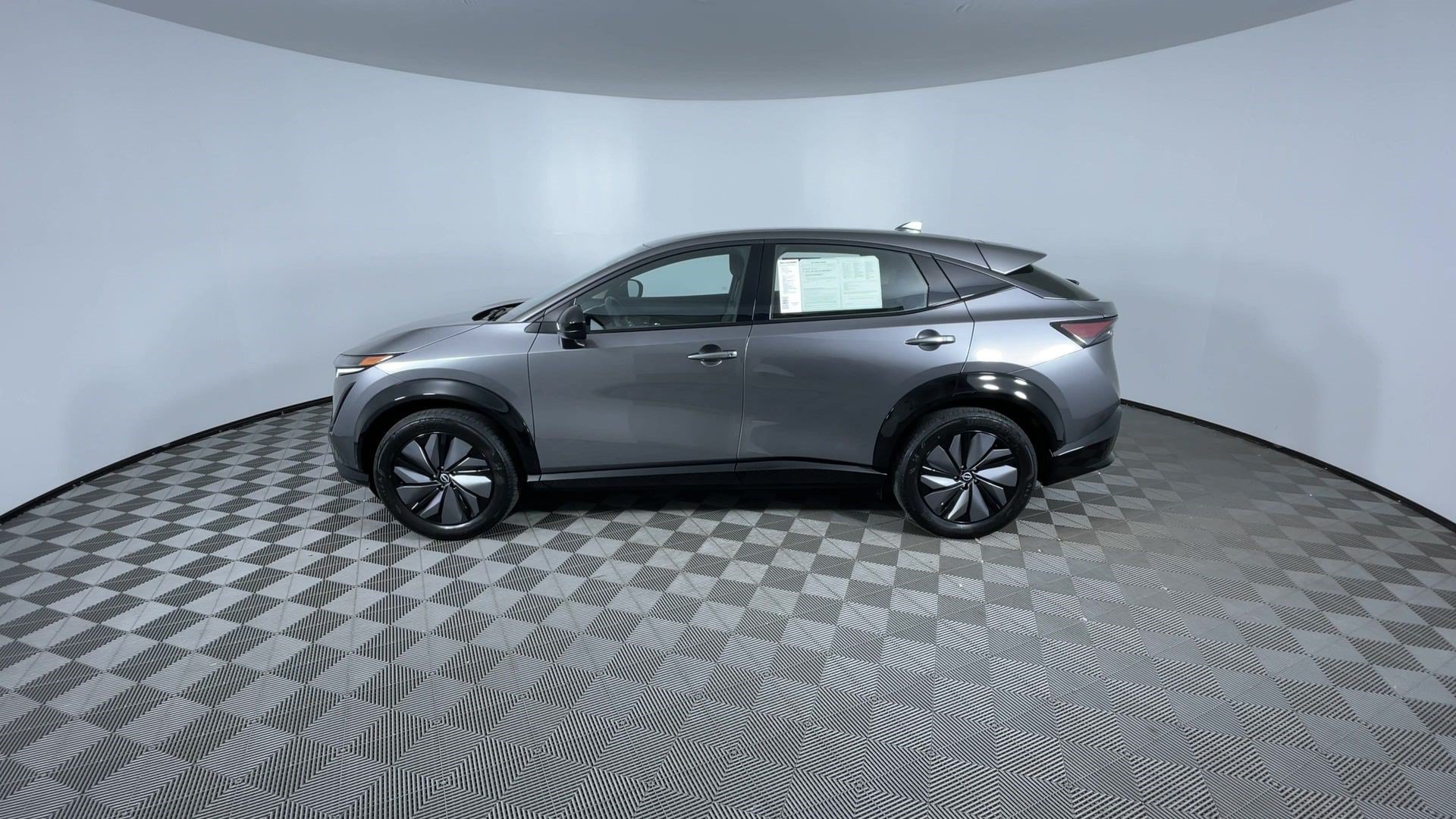 Certified 2024 Nissan Ariya AWD image 5
