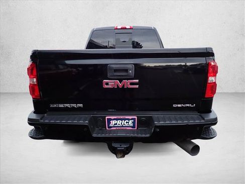 Used 2019 GMC Sierra 2500 Denali w/ Duramax Plus Package AWD/4WD image 3