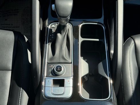 Used 2024 Kia Telluride S w/ S Sunroof Package AWD/4WD image 16